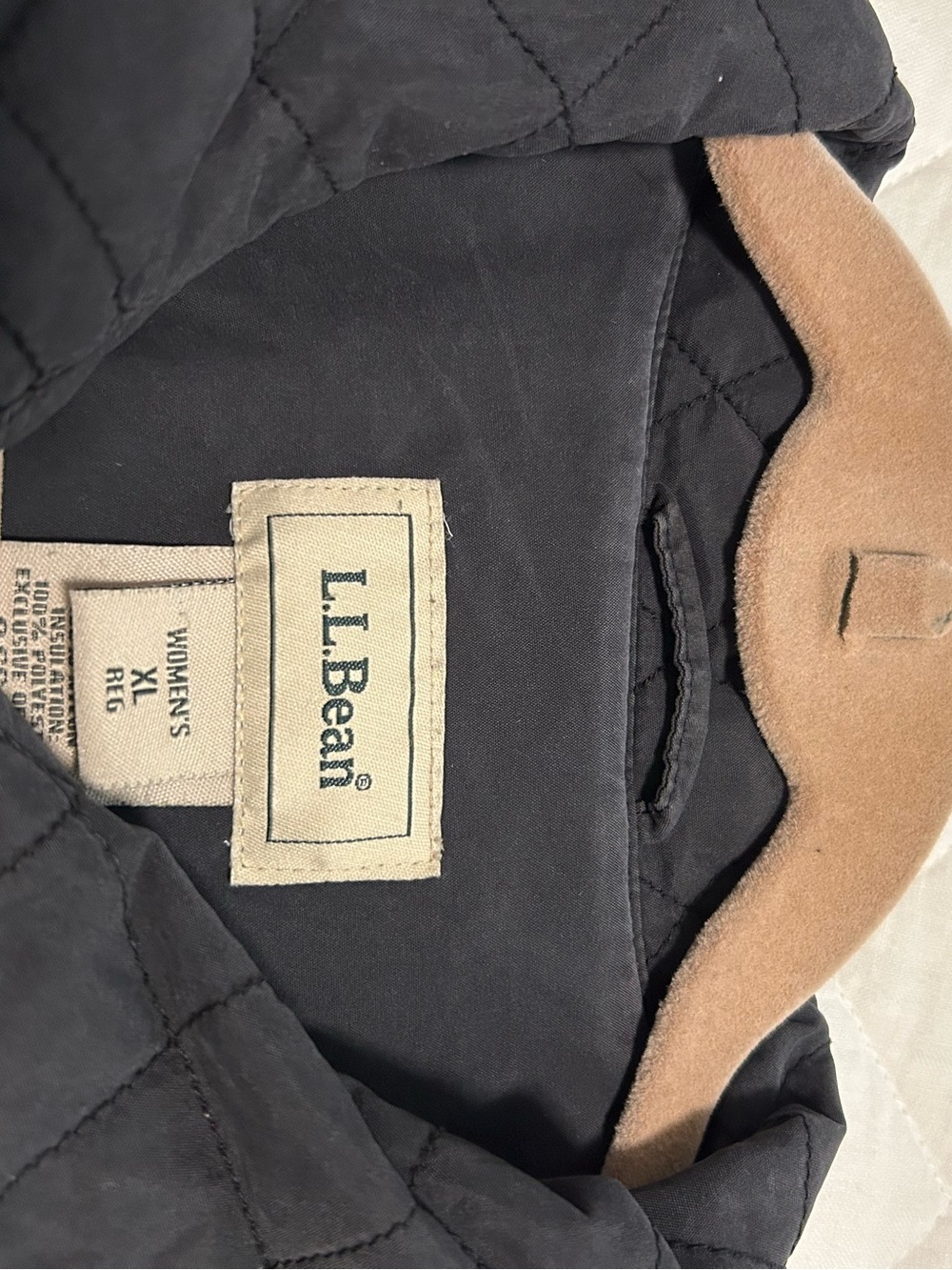 L.L. Bean Quilted Dark Black Puffer Jacket - Picture 5 of 8